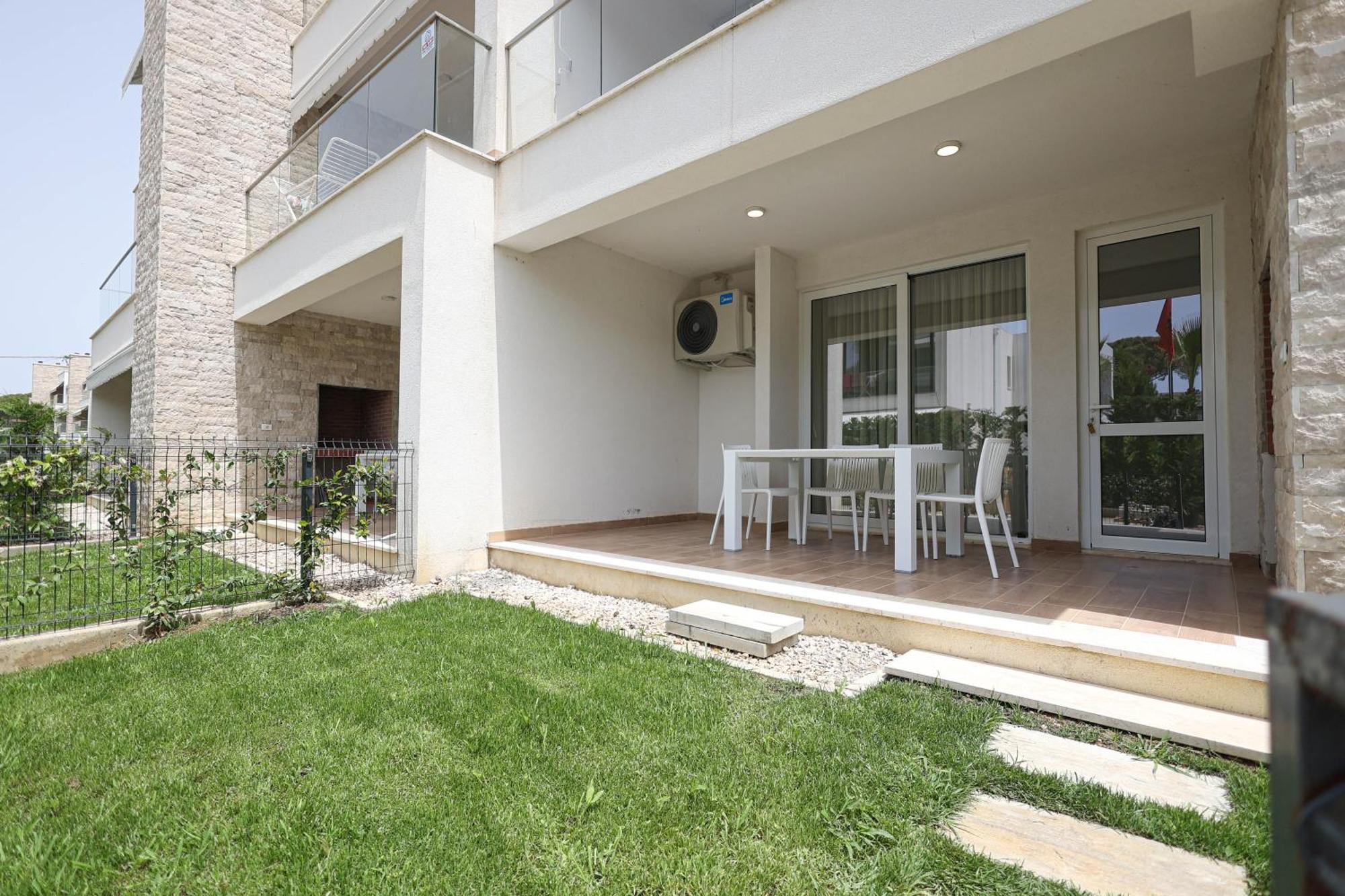 Sanpietro Vacation Rentals Plazhi San Pietro Екстериор снимка