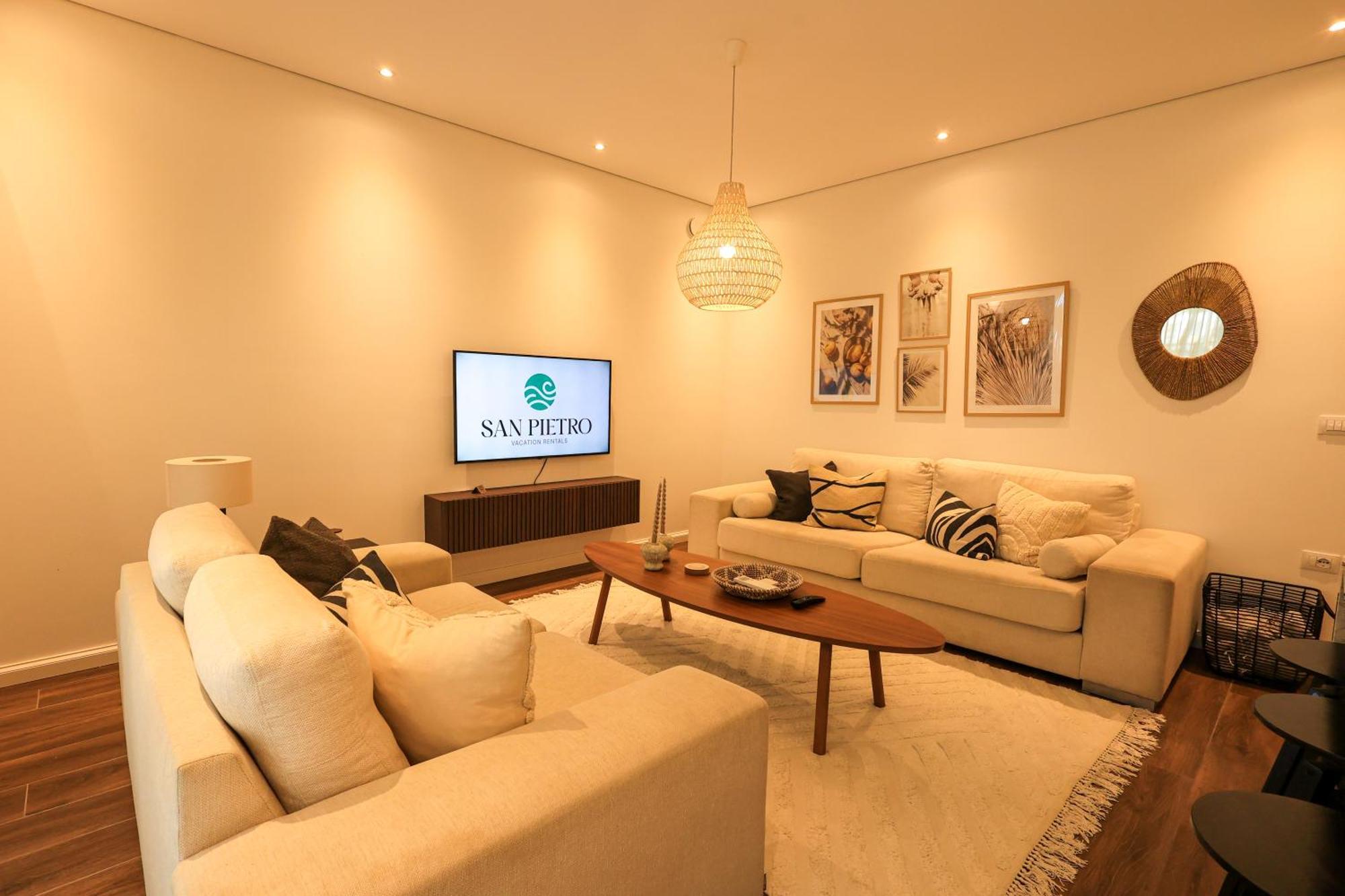 Sanpietro Vacation Rentals Plazhi San Pietro Екстериор снимка