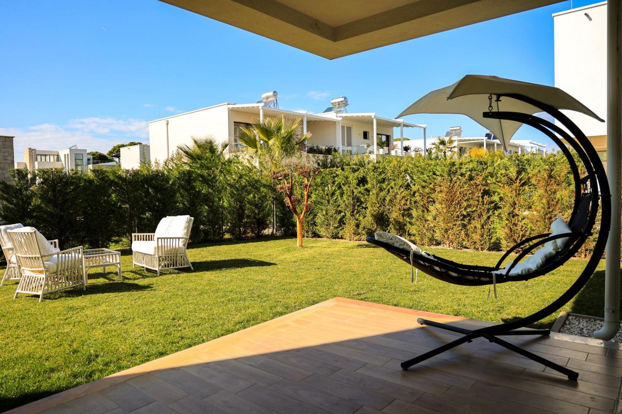 Sanpietro Vacation Rentals Plazhi San Pietro Екстериор снимка