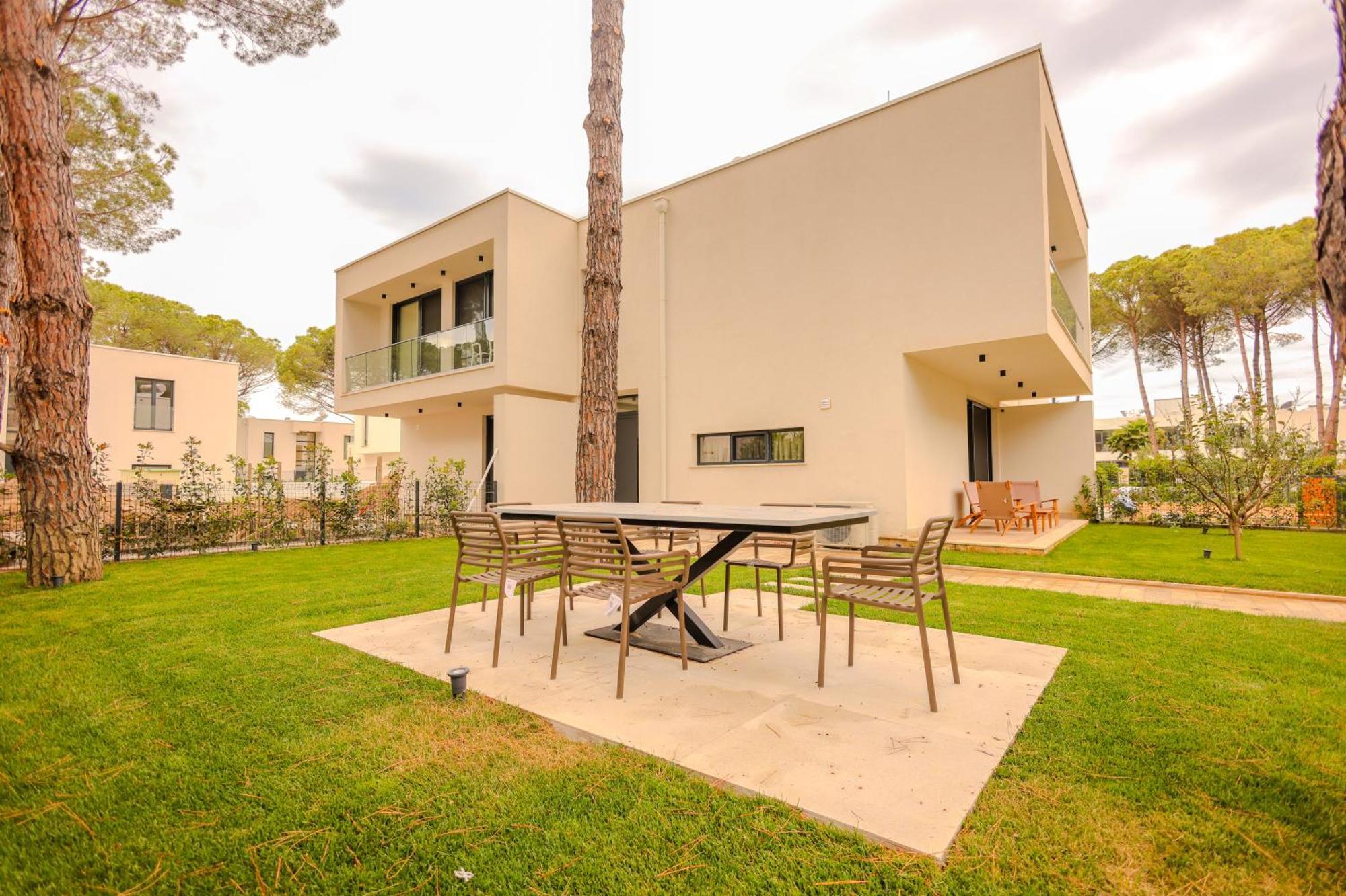 Sanpietro Vacation Rentals Plazhi San Pietro Екстериор снимка